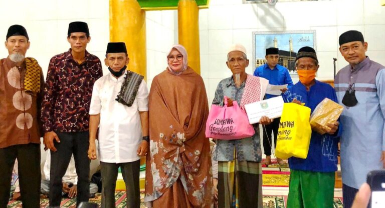 Bersafari di Desa Telaga Kecamatan Lenangguar, Wakil Bupati Sumbawa Ajak Masyarakat Menjaga Kelestarian Hutan
